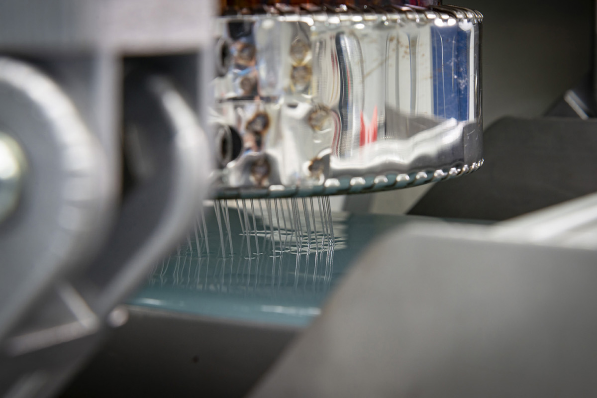 The FET-500 gel spinning system in action close up.